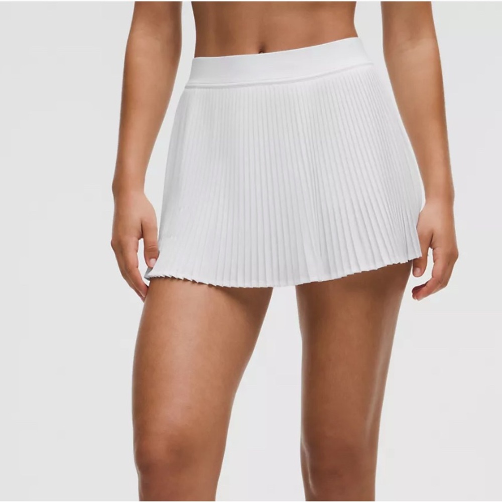 Lululemon white Varsity High-Rise Pleated Tennis Skirt, size 4.